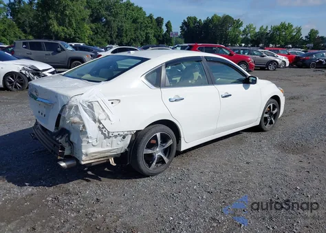 2015 Nissan Altima 2.5/2.5 S/2.5 Sl/2.5 Sv from USA, damaged, VIN 1N4AL3AP4FC268314